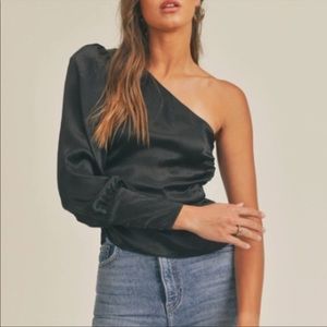 NWT Lush one-shoulder satin blouse